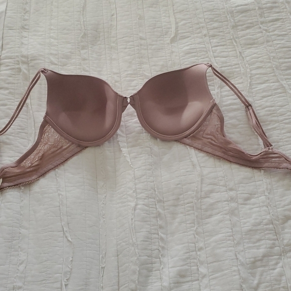 Jessica Simpson Bra - Picture 7 of 12